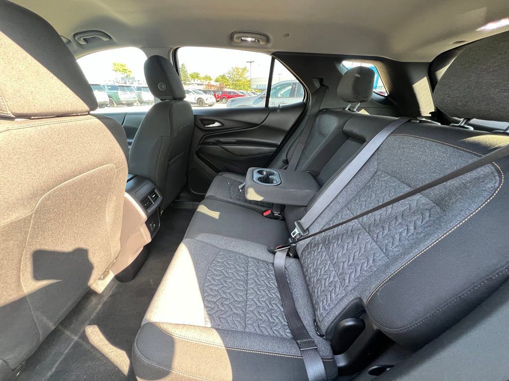 Used 2024 Chevrolet Equinox LT AWD/4WD image 21