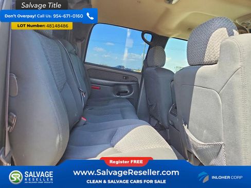 Used 2004 Chevrolet Avalanche 4x4 w/ Preferred Equipment Group image 13