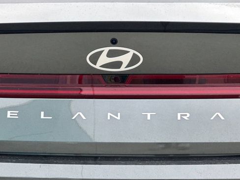 New 2026 Hyundai Elantra SEL Sport Premium FWD image 32