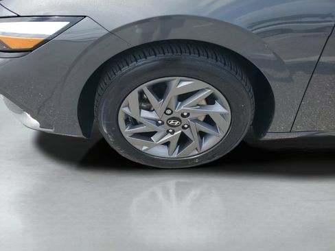 Certified 2024 Hyundai Elantra SEL FWD image 26
