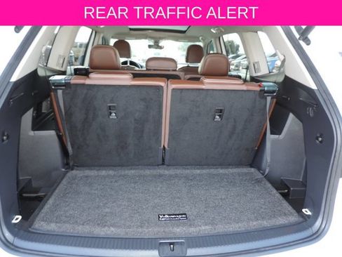 Used 2023 Volkswagen Atlas SEL AWD/4WD image 14
