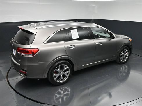 Used 2018 Kia Sorento SX AWD/4WD image 23