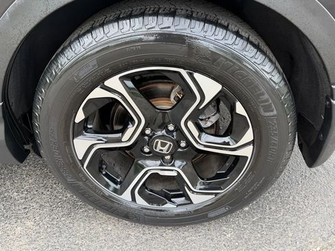 Used 2018 Honda CR-V Touring image 11