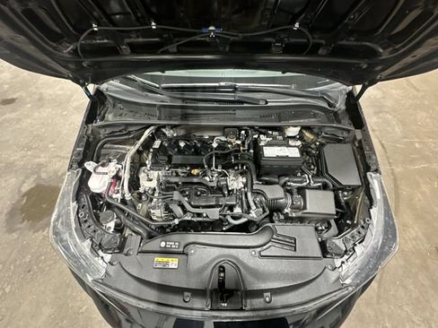 Used 2025 Toyota Corolla LE FWD image 22