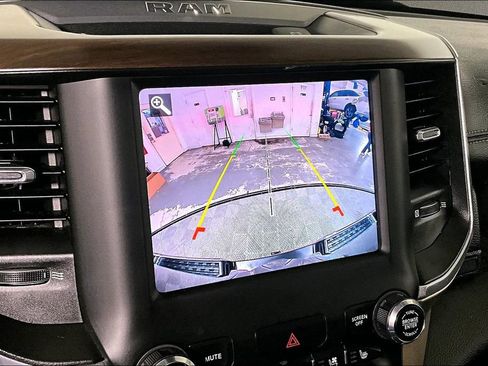 Used 2021 RAM 1500 Laramie image 21