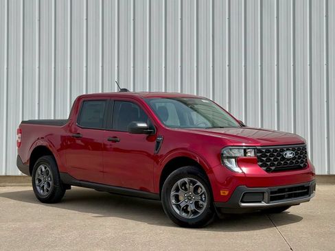 New 2026 Ford Maverick XLT w/ Equipment Group 301A AWD/4WD image 8