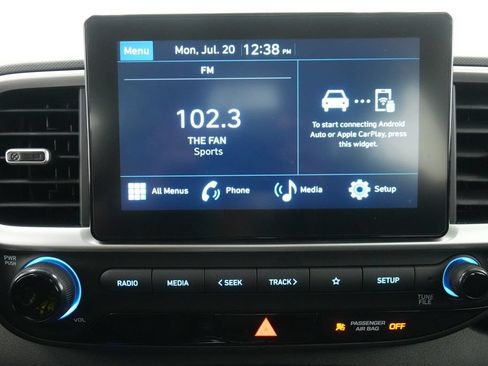 Used 2026 Hyundai Venue SE FWD image 29