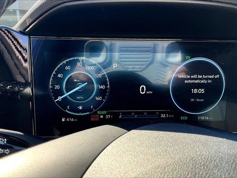 Certified 2024 Hyundai Elantra Limited image 14