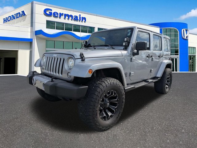 Used 2017 Jeep Wrangler Unlimited Sahara w/ Connectivity Group AWD/4WD image 1