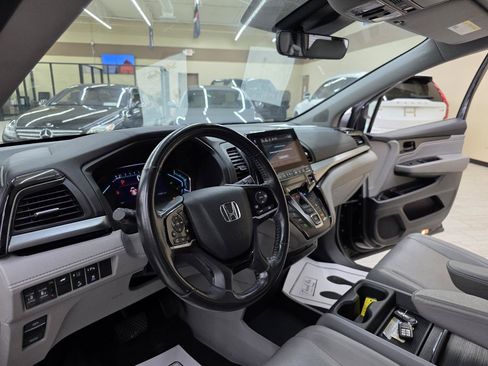 Used 2018 Honda Odyssey Elite image 19