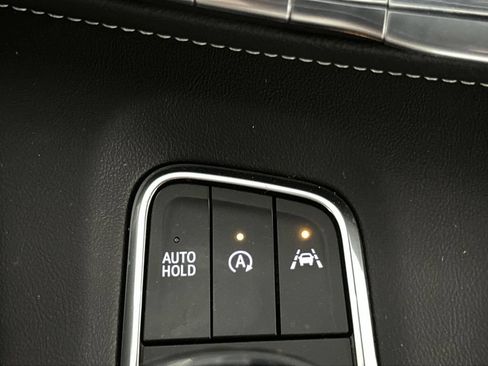 Used 2022 Cadillac Escalade Premium Luxury AWD/4WD image 62