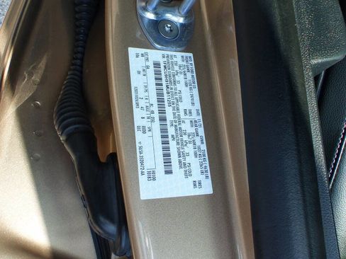 Used 2021 Ford Escape SEL w/ Technology Package image 12