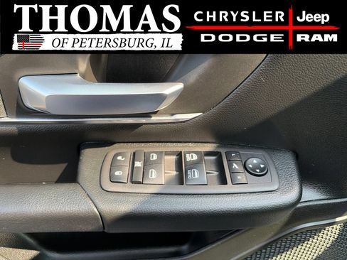 Used 2019 RAM 1500 Big Horn AWD/4WD image 10
