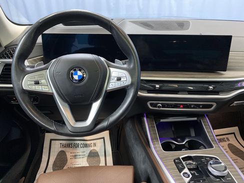 Used 2023 BMW X7 xDrive40i w/ Parking Assistance Package image 36