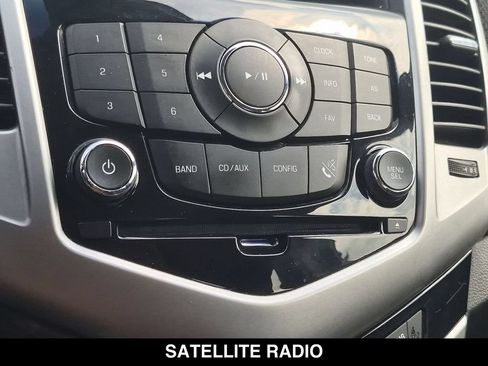 Used 2015 Chevrolet Cruze LT FWD image 20