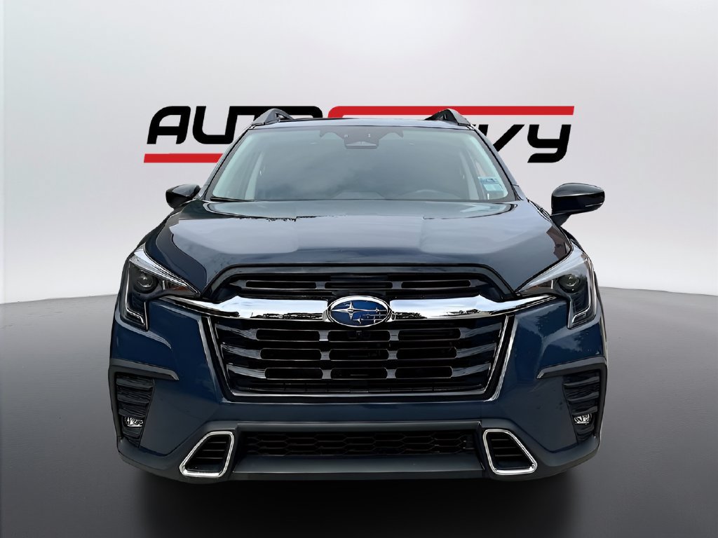Used 2024 Subaru Ascent Touring AWD/4WD image 2