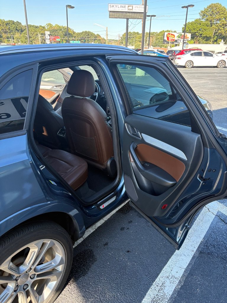Used 2018 Audi Q3 2.0T Premium w/ Convenience Package FWD image 22
