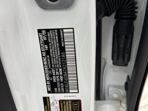 New 2026 Mercedes-Benz E 53 AMG e 4MATIC Sedan image 34