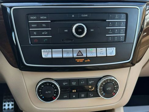 Used 2017 Mercedes-Benz GLS 450 4MATIC image 35