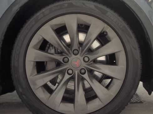 Used 2018 Tesla Model X 100D image 8