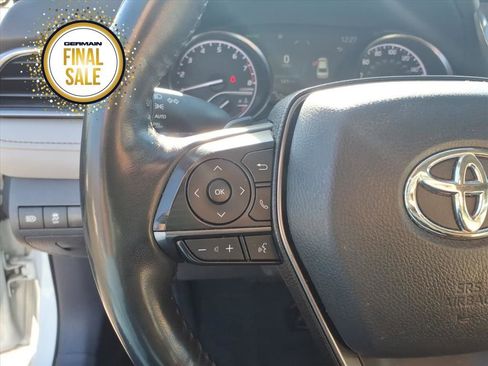 Used 2024 Toyota Camry SE image 14