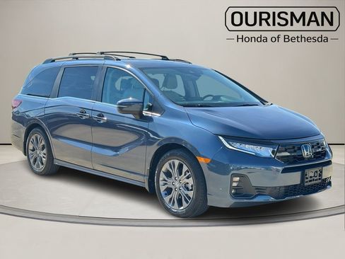 Certified 2025 Honda Odyssey Touring image 1