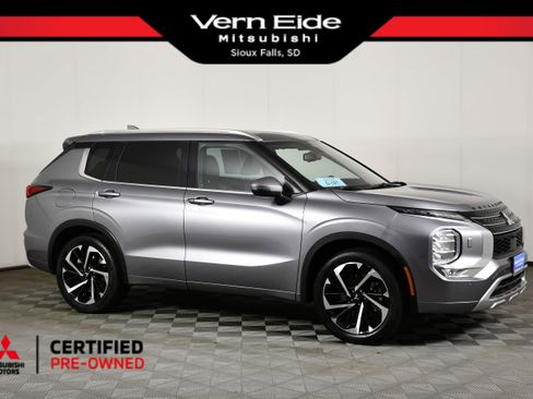 Used 2022 Mitsubishi Outlander SEL AWD/4WD image 1