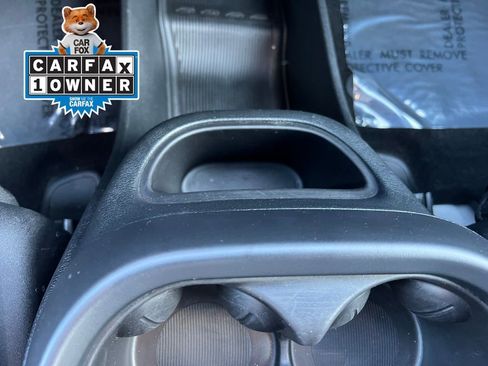 Used 2025 Chrysler Pacifica Select FWD image 41