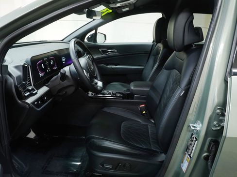 Used 2023 Kia Sportage X-Line AWD/4WD image 9
