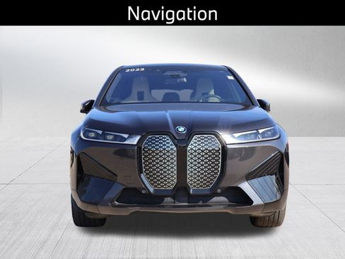 Certified 2023 BMW iX xDrive50 w/ Premium Package AWD/4WD image 3