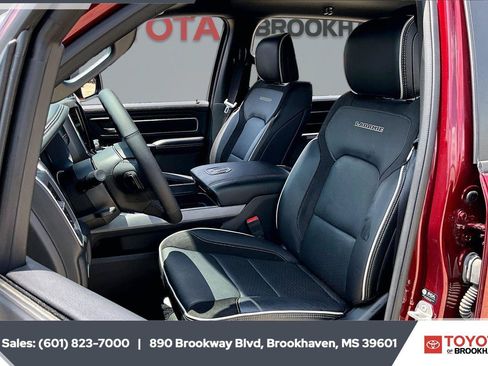 Used 2025 RAM 1500 Laramie w/ Off Road Group AWD/4WD image 18