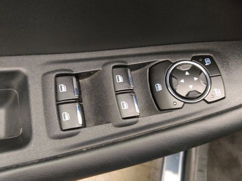 Used 2023 Ford Edge SEL image 27