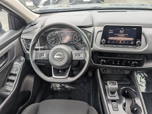 Used 2024 Nissan Rogue S FWD image 15