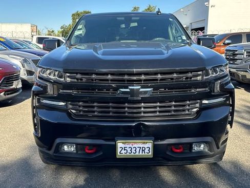 Used 2021 Chevrolet Silverado 1500 RST w/ Redline Edition AWD/4WD image 3