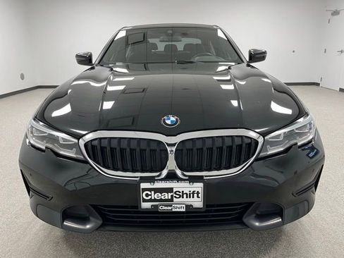 Used 2020 BMW 330i xDrive Sedan w/ Convenience Package AWD/4WD image 3