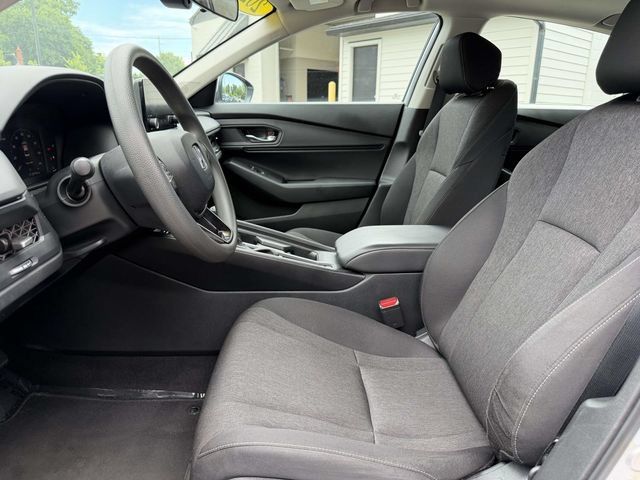 Used 2024 Honda Accord EX image 14