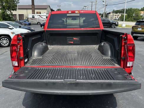 Used 2020 RAM 1500 Classic SLT AWD/4WD image 35