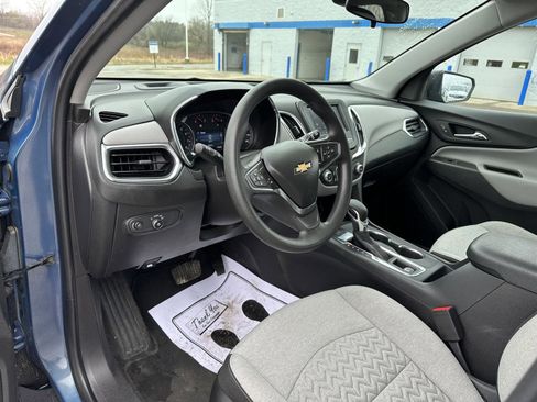 Used 2024 Chevrolet Equinox LS w/ LS Convenience Package AWD/4WD image 19