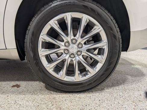 Used 2021 Buick Enclave Premium w/ Surround and Sites Package image 10