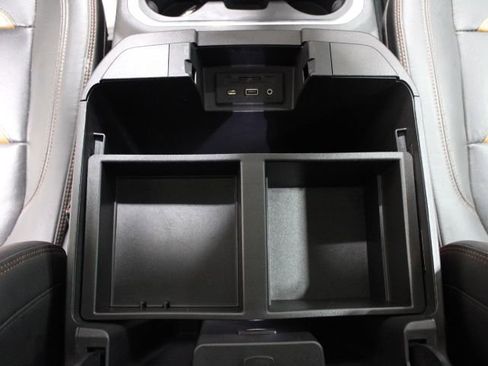 Used 2020 GMC Sierra 1500 AT4 w/ AT4 Premium Package AWD/4WD image 36
