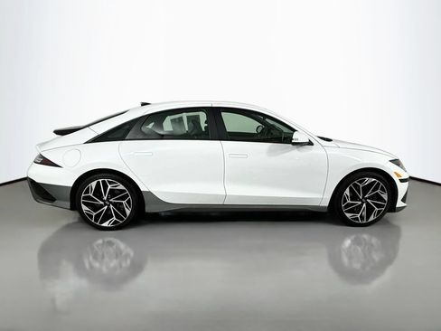 Used 2023 Hyundai Ioniq 6 SEL AWD/4WD image 8