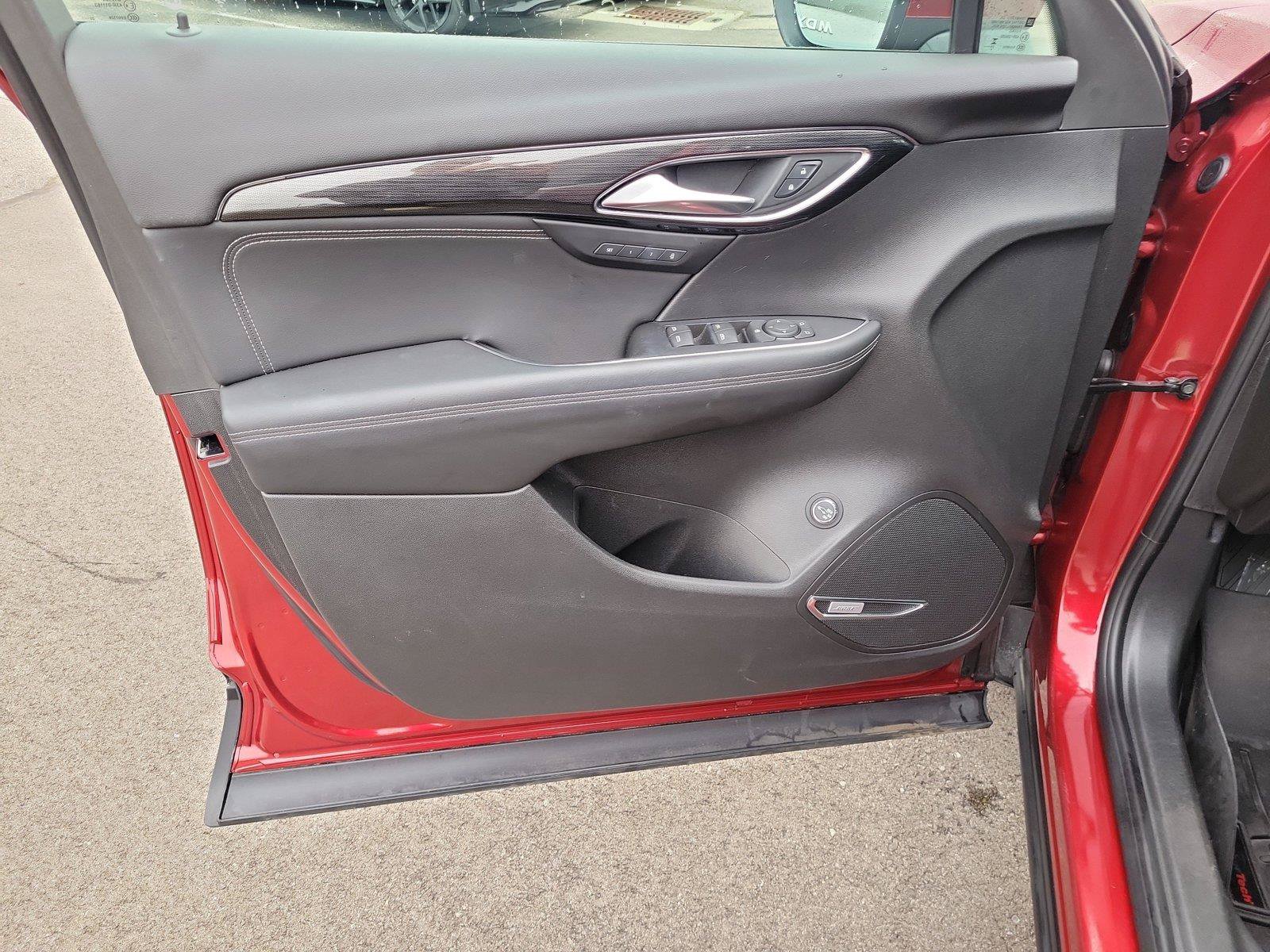 Used 2023 Buick Envision Essence w/ Technology Package I AWD/4WD image 19