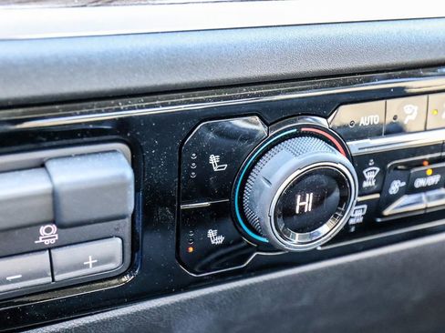 Certified 2026 Chevrolet Silverado 1500 LT image 32