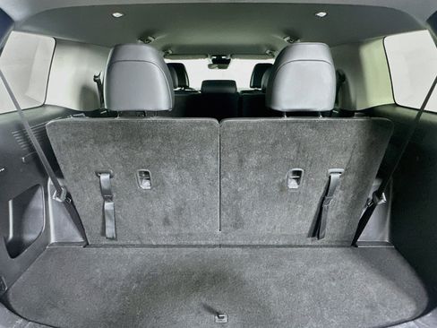 Used 2025 Hyundai Santa Fe SEL FWD image 28