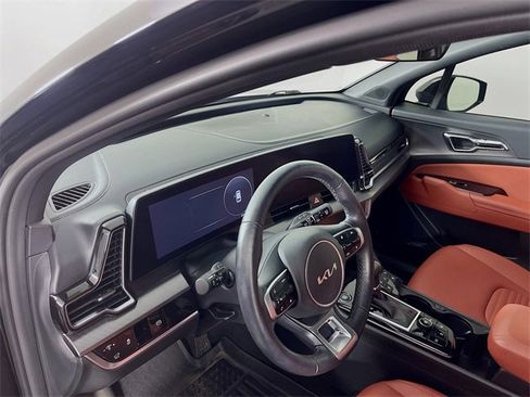 Used 2024 Kia Sportage SX image 10