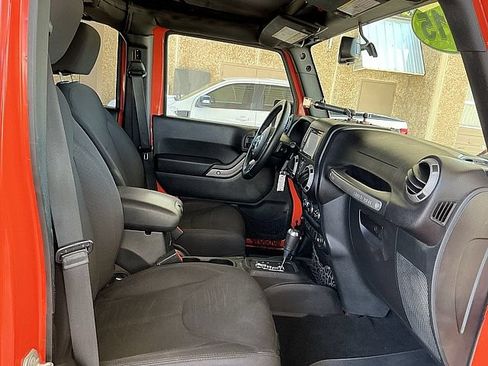 Used 2015 Jeep Wrangler Unlimited Sport w/ Quick Order Package 24S AWD/4WD image 11