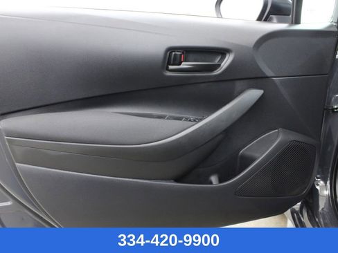 Used 2025 Toyota Corolla LE w/ Convenience Package image 15