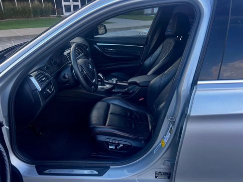 Used 2017 BMW 330i Sedan image 3