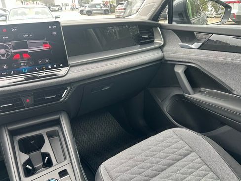 New 2026 Volkswagen Tiguan S FWD image 11