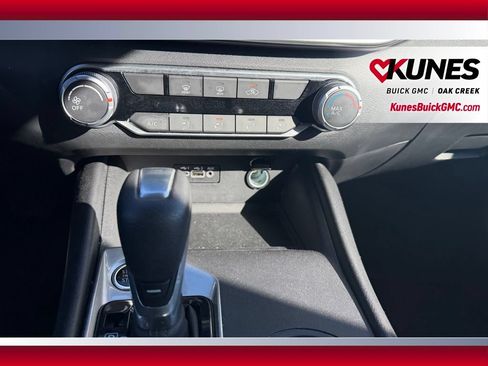 Used 2025 Nissan Altima 2.5 SV FWD image 16